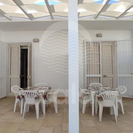 White House N 1 - By Cala Salento