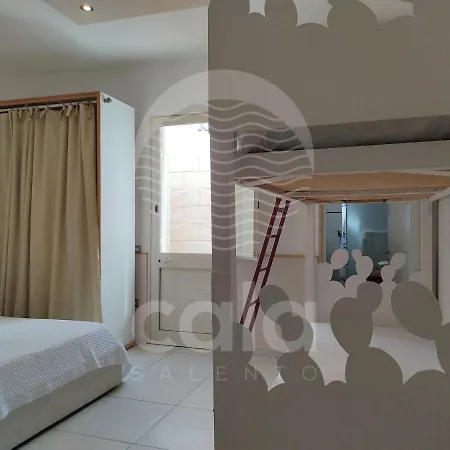 White House N 1 - By Cala Salento *